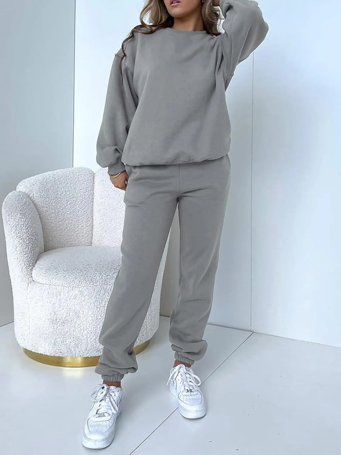 Alunzoem Jogger Sets for Women 2 Piece Sweatsuit Outfits Long Sleeve Pullover Sweatshirt Pants Set Tracksuit