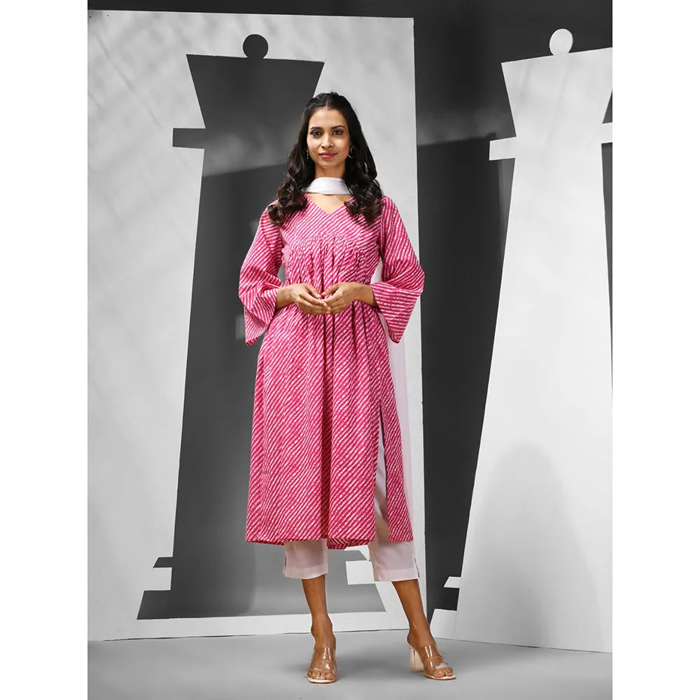 CHARUKRITI Magenta Cotton Leheriya Print Kurta with Pant & Dupatta (Set of 3)