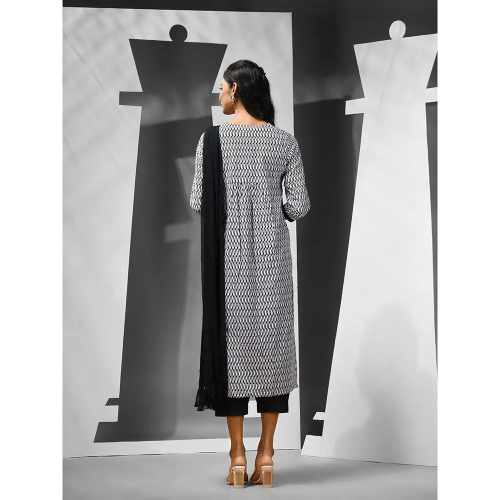CHARUKRITI White & Black Geometric Printed Cotton Kurta with Salwar & Dupatta (Set of 3)