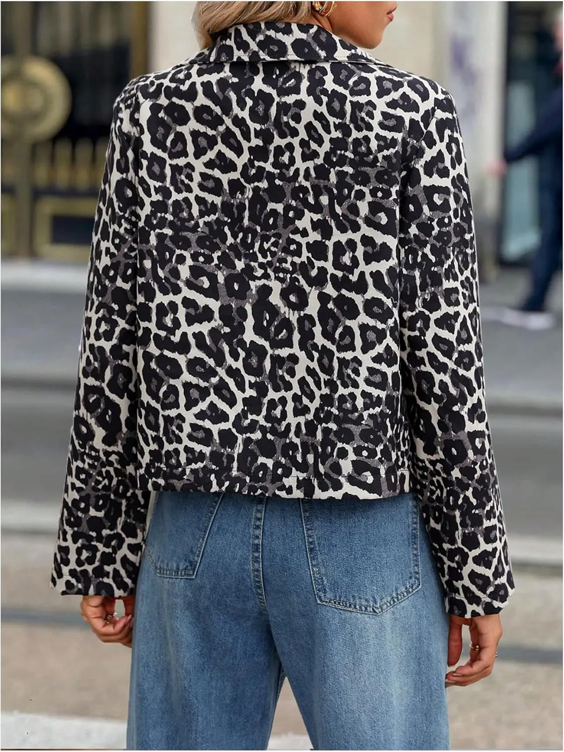 Floerns Women's Leopard Print Collared Neck Jacket Puff Long Sleeve Button Down Outwear