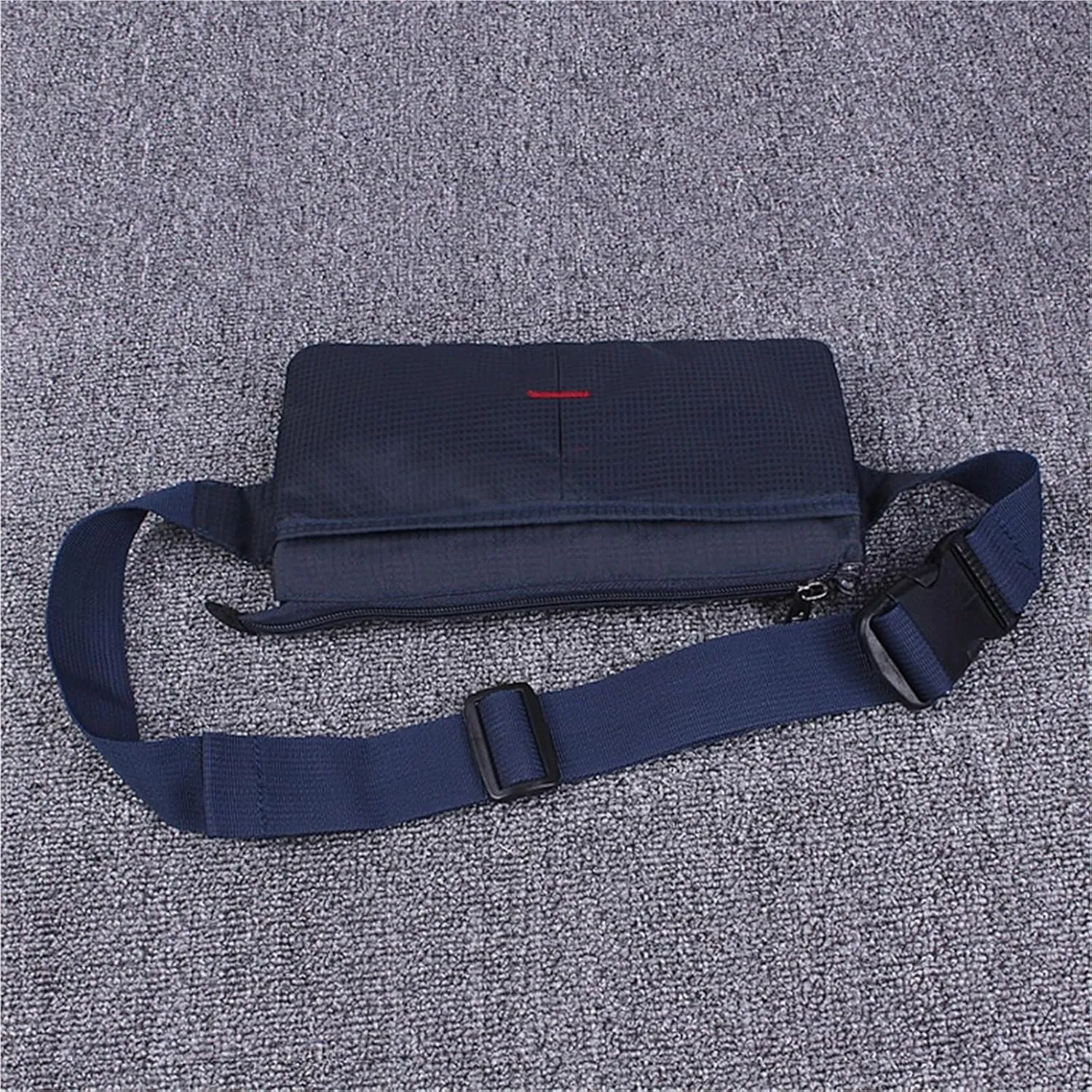 Multifunctional Fit Men And Women Waist Pack Outdoor Running Mobile Fitness Invisible Leisure Cycling Sports Wallet For Fitness and Running(Black)