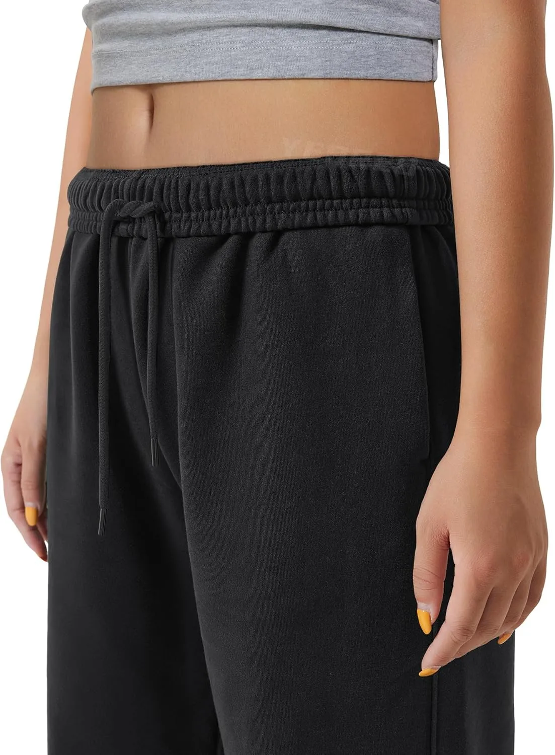 YEOREO Women's Wide Leg Sweatpants Drawstring Baggy Sweatpants Penny Fleece Lined Lounge Pants with Pockets